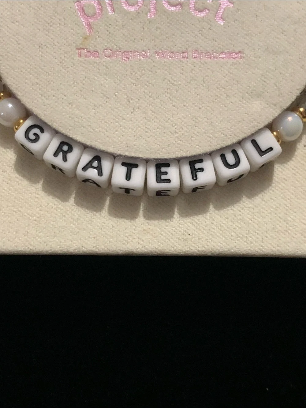 Little Words Project 'Grateful' White & Gold Beaded Bracelet